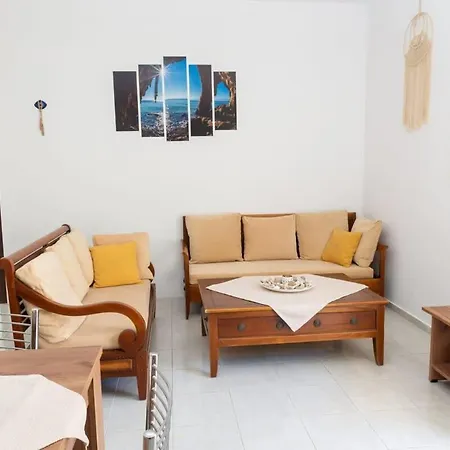Atlantic Cave Haven-seaside, Fully Equipped * Kolímbia